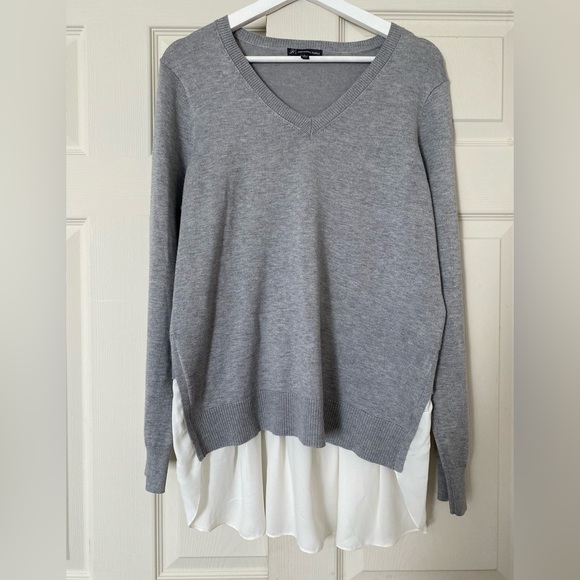 Adrianna Papell Sweaters - Adrianna Papell Gray Knit Sweater